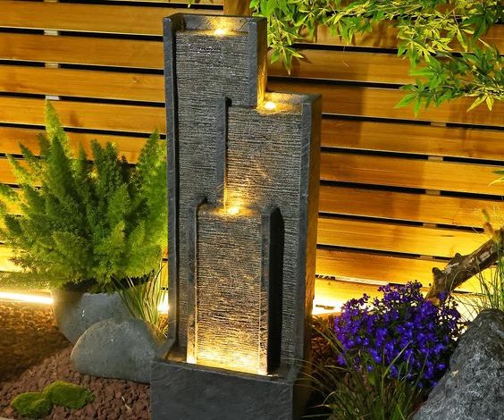 Installation, design and coordination of waterfalls for public and private gardens and the design of distinctive and modern fountains for homes, villas and royal palaces in the most luxurious shapes.
