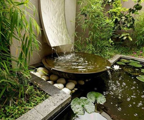 Installation, design and coordination of waterfalls for public and private gardens and the design of distinctive and modern fountains for homes, villas and royal palaces in the most luxurious shapes.