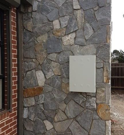 توريد وتركيب حجر طبيعي بالمزاحمية