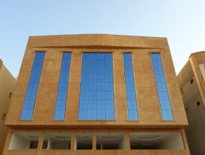 تركيب واجهات زجاج استركشر بالباحة