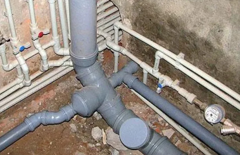 تأسيس وتوصيل وتمديد مواسير الصرف الصحي بالقويعية  0545963183